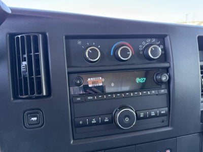 2024 Chevrolet Express Cutaway 3500 1WT