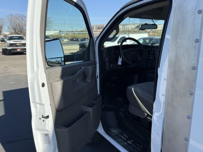 2024 Chevrolet Express Cutaway 3500 1WT