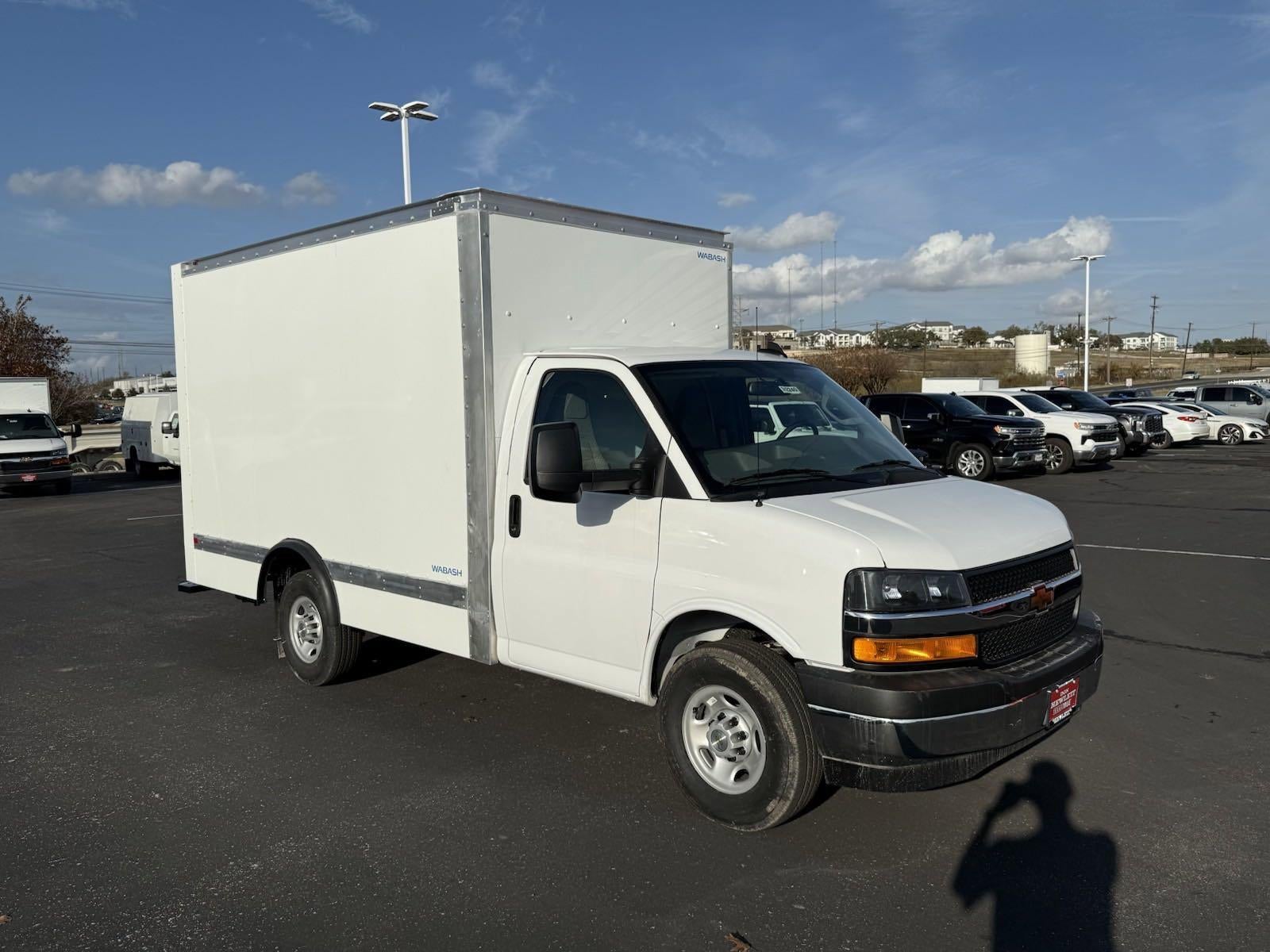 2024 Chevrolet Express Cutaway 3500 1WT
