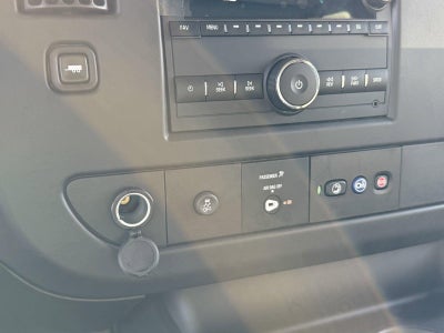 2024 Chevrolet Express Cutaway 3500 1WT