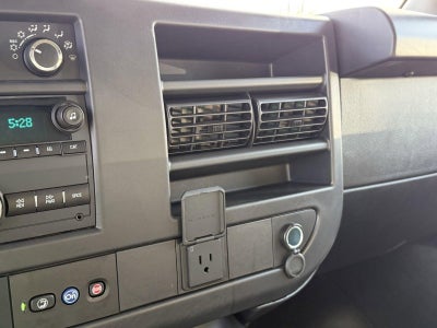 2024 Chevrolet Express Cutaway 3500 1WT