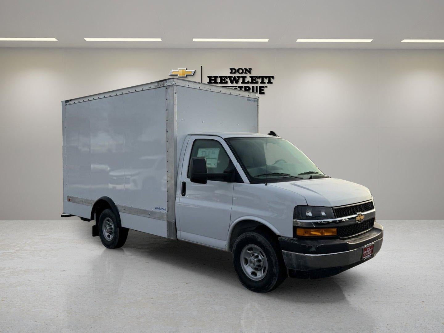 2024 Chevrolet Express Cutaway 3500 1WT
