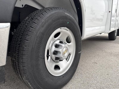 2025 Chevrolet Express Cutaway 3500 1WT