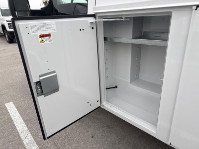 2025 Chevrolet Express Cutaway 3500 1WT