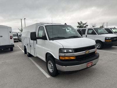 2025 Chevrolet Express Cutaway 3500 1WT
