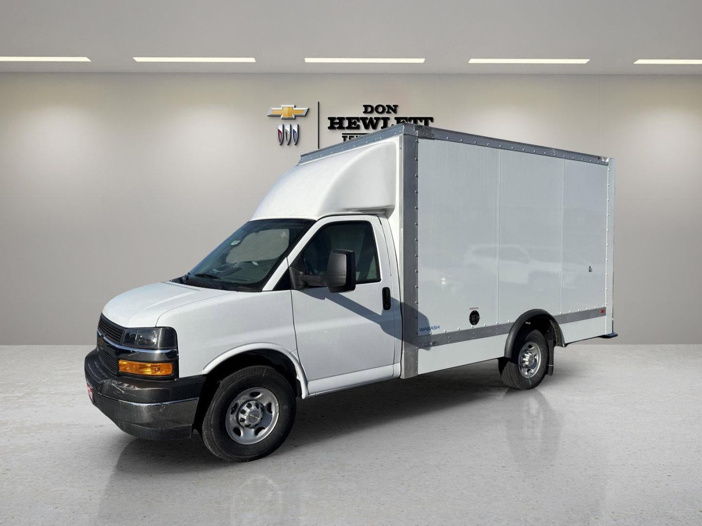 2024 Chevrolet Express Cutaway 3500 1WT