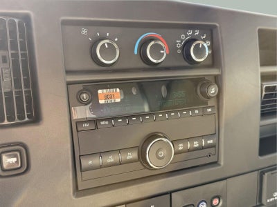 2024 Chevrolet Express Cutaway 3500 1WT