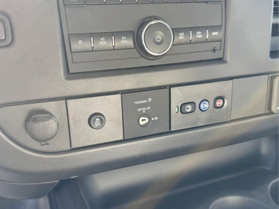 2024 Chevrolet Express Cutaway 3500 1WT