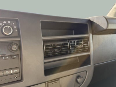 2024 Chevrolet Express Cutaway 3500 1WT