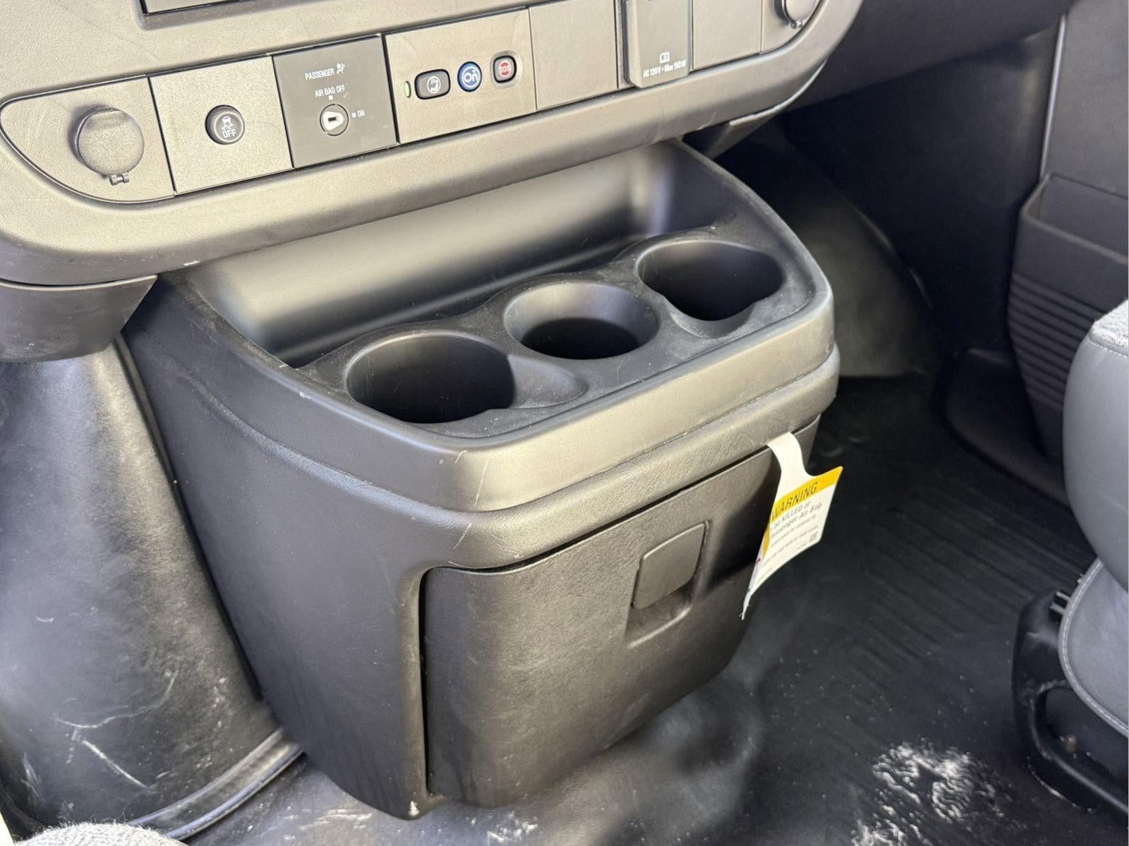 2024 Chevrolet Express Cutaway 3500 1WT