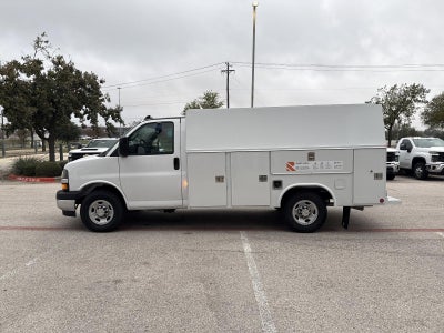 2025 Chevrolet Express Cutaway 3500 1WT