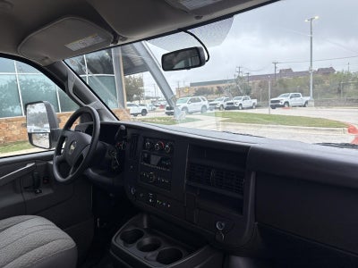 2025 Chevrolet Express Cutaway 3500 1WT