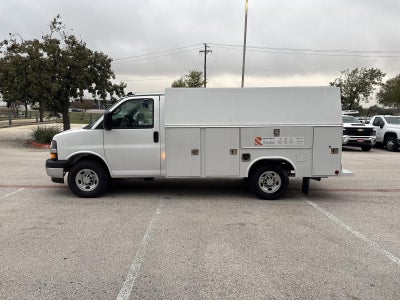 2025 Chevrolet Express Cutaway 3500 1WT