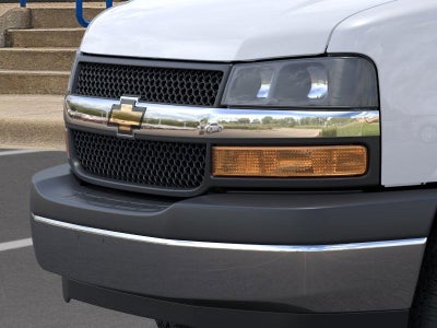 2025 Chevrolet Express Cutaway 3500 1WT