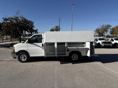 2025 Chevrolet Express Cutaway 3500 1WT