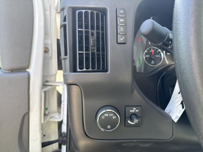 2025 Chevrolet Express Cutaway 3500 1WT