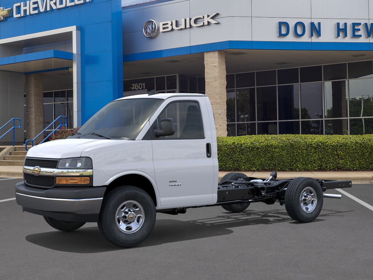 2025 Chevrolet Express Cutaway 3500 1WT