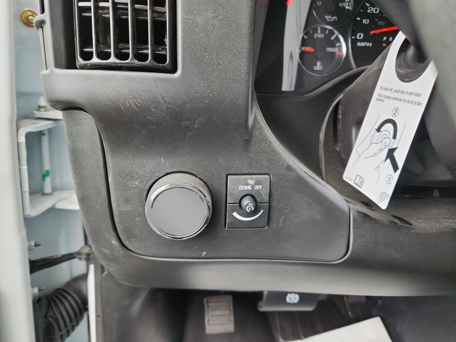 2025 Chevrolet Express Cutaway 4500 2WT