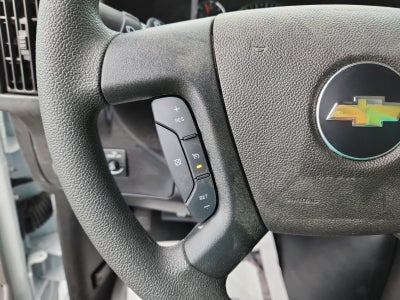 2025 Chevrolet Express Cutaway 4500 2WT