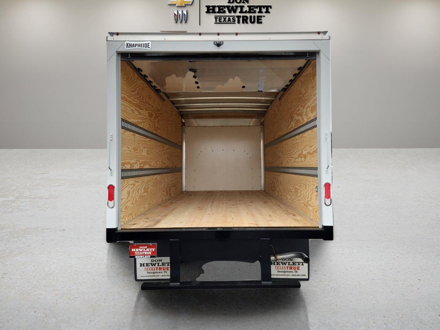 2025 Chevrolet Express Cutaway 4500 2WT