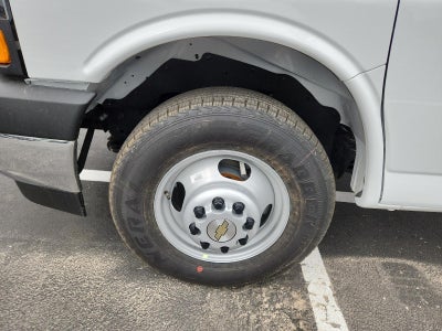 2025 Chevrolet Express Cutaway 4500 2WT