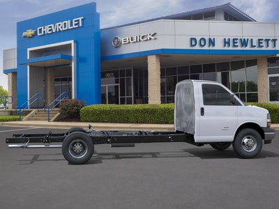 2025 Chevrolet Express Cutaway 4500 2WT