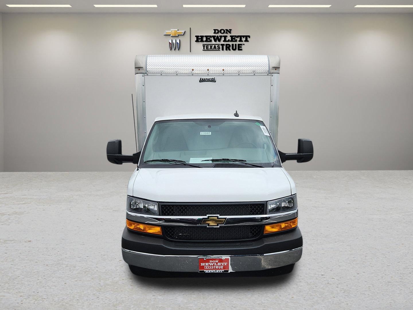 2025 Chevrolet Express Cutaway 4500 2WT