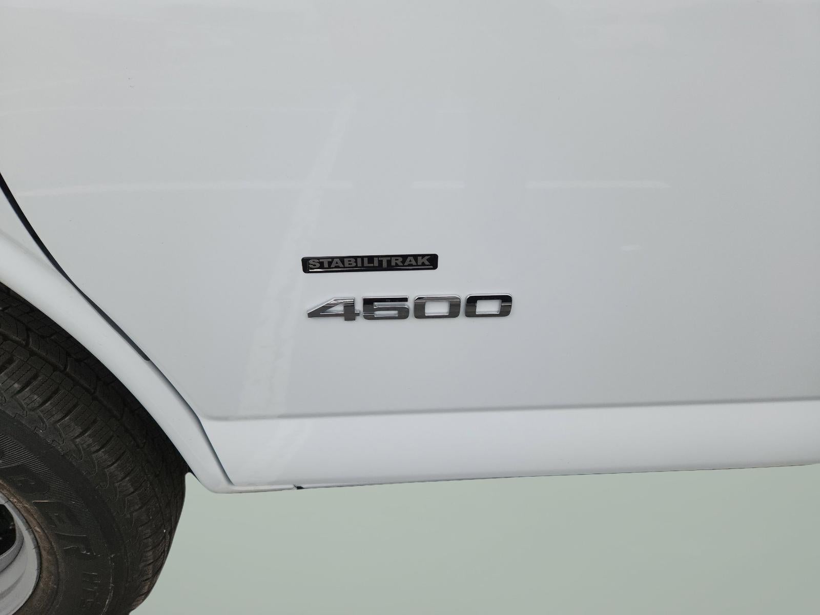 2025 Chevrolet Express Cutaway 4500 2WT