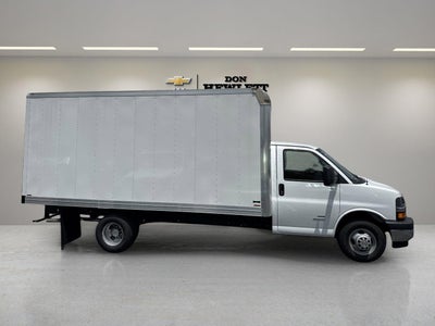 2025 Chevrolet Express Cutaway 4500 2WT