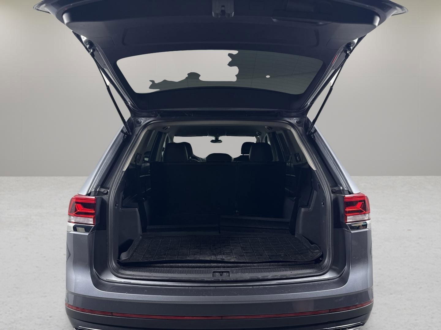 2023 Volkswagen Atlas 2.0T SE