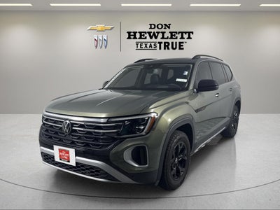 2024 Volkswagen Atlas 2.0T Peak Edition SEL