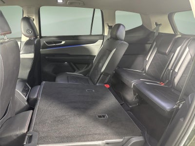 2024 Volkswagen Atlas 2.0T Peak Edition SEL