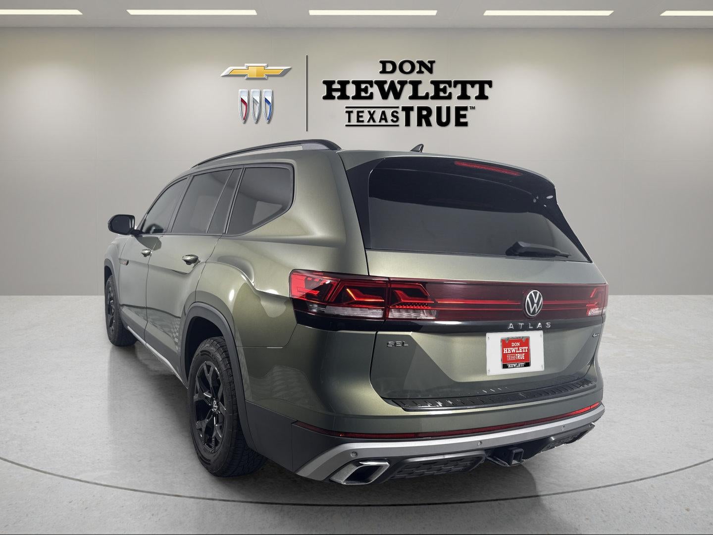 2024 Volkswagen Atlas 2.0T Peak Edition SEL