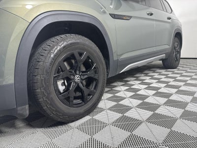 2024 Volkswagen Atlas 2.0T Peak Edition SEL