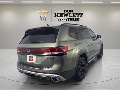 2024 Volkswagen Atlas 2.0T Peak Edition SEL