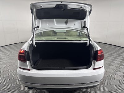 2018 Volkswagen Passat 2.0T SE