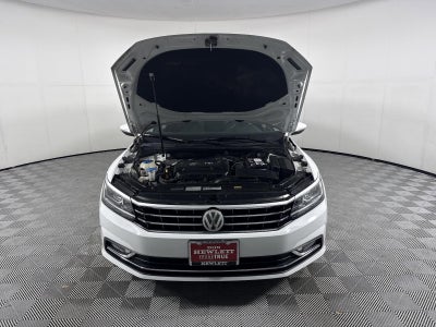 2016 Volkswagen Passat 1.8T SE