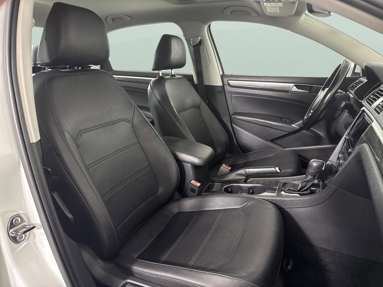 2016 Volkswagen Passat 1.8T SE