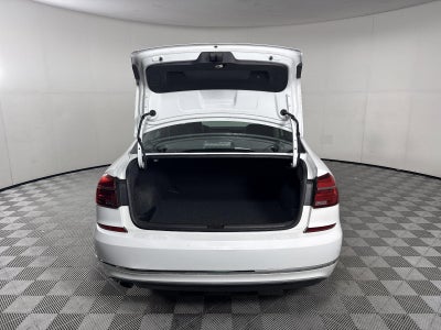 2016 Volkswagen Passat 1.8T SE
