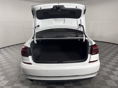 2017 Volkswagen Passat 1.8T SEL Premium