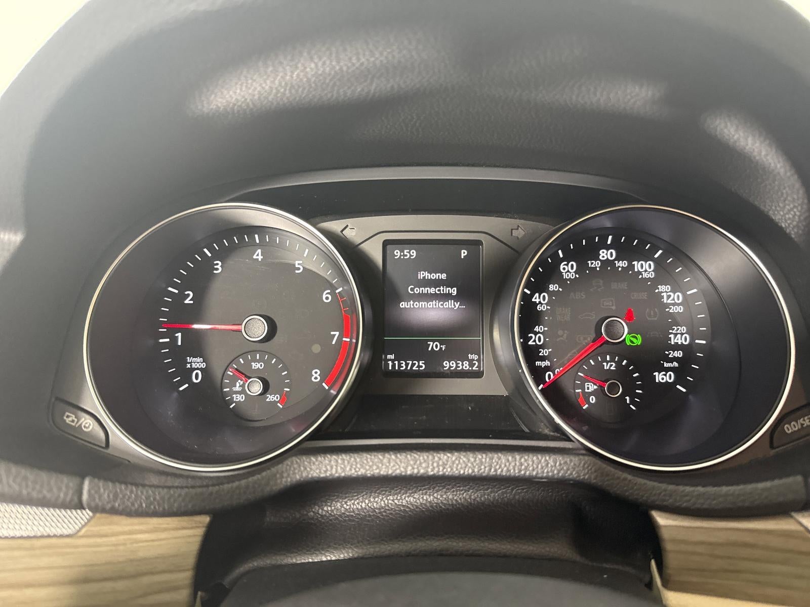 2017 Volkswagen Passat 1.8T SEL Premium