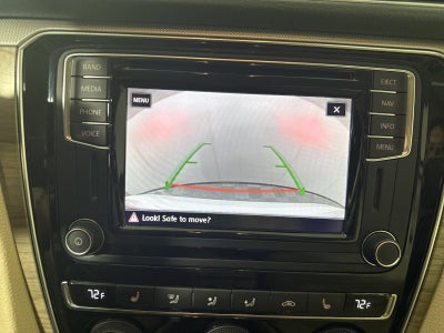 2017 Volkswagen Passat 1.8T SEL Premium