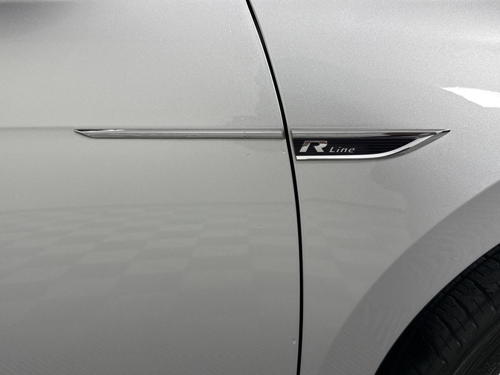 2020 Volkswagen Passat 2.0T R-Line