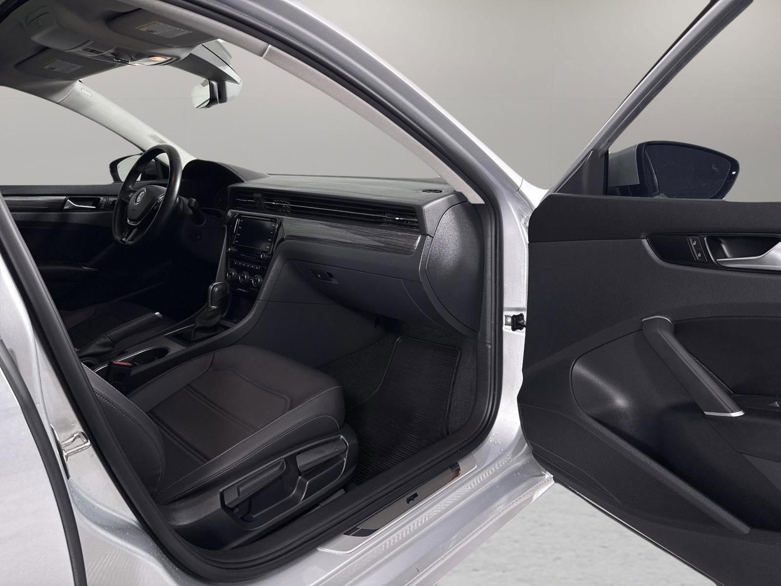 2020 Volkswagen Passat 2.0T R-Line