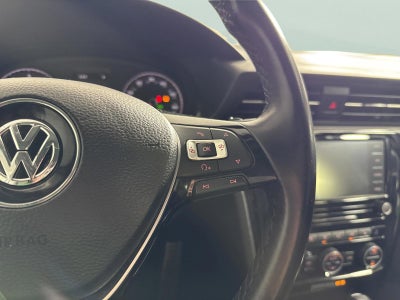2020 Volkswagen Passat 2.0T R-Line