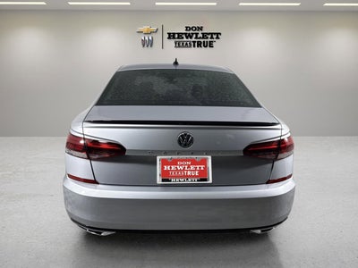 2020 Volkswagen Passat 2.0T R-Line