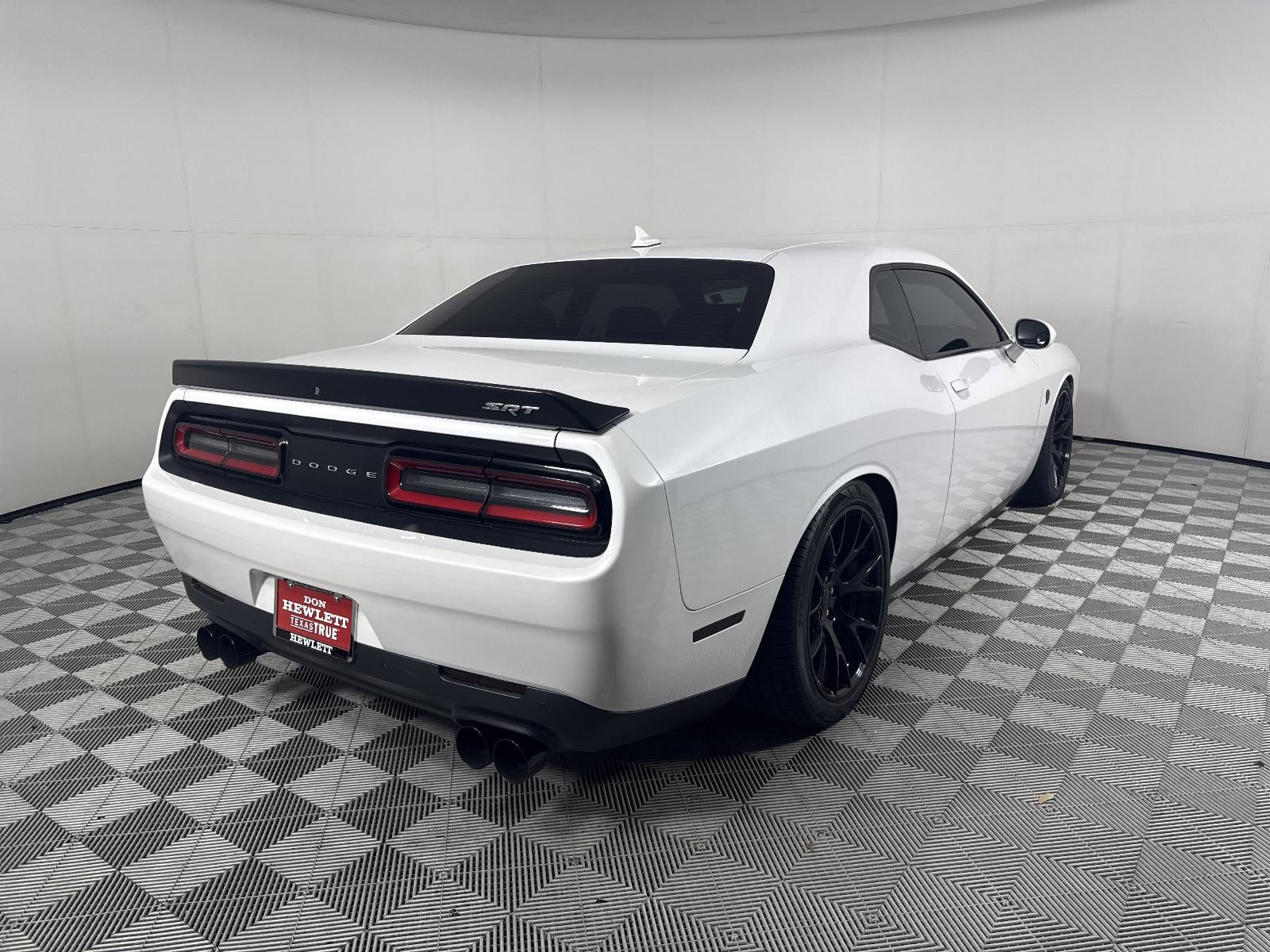 2016 Dodge Challenger SRT Hellcat