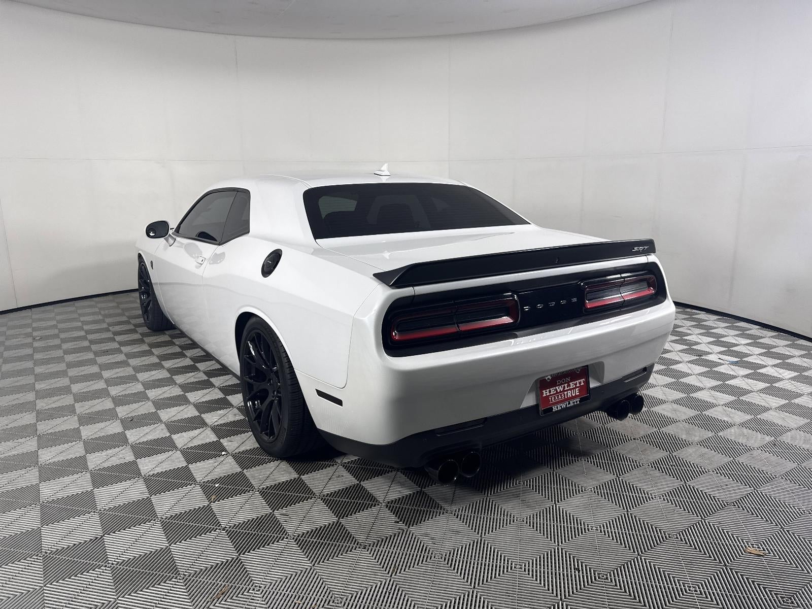 2016 Dodge Challenger SRT Hellcat