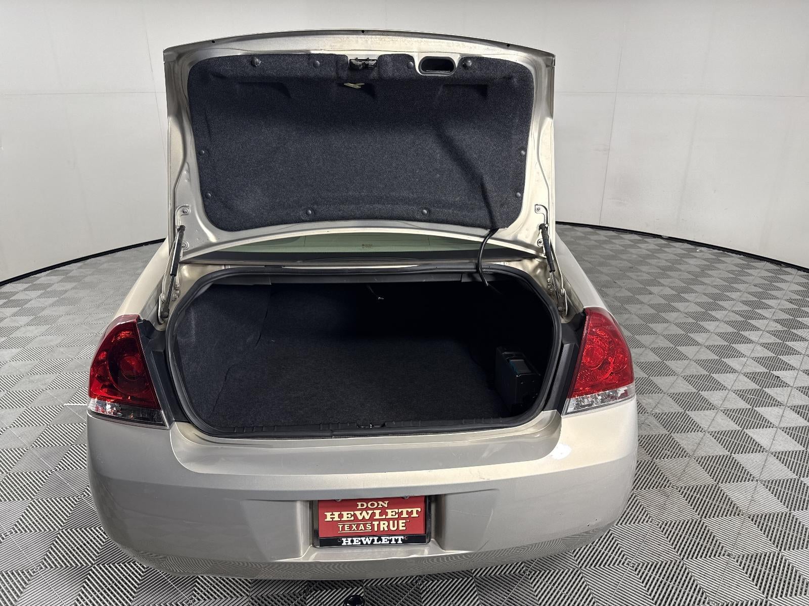 2011 Chevrolet Impala LT Retail