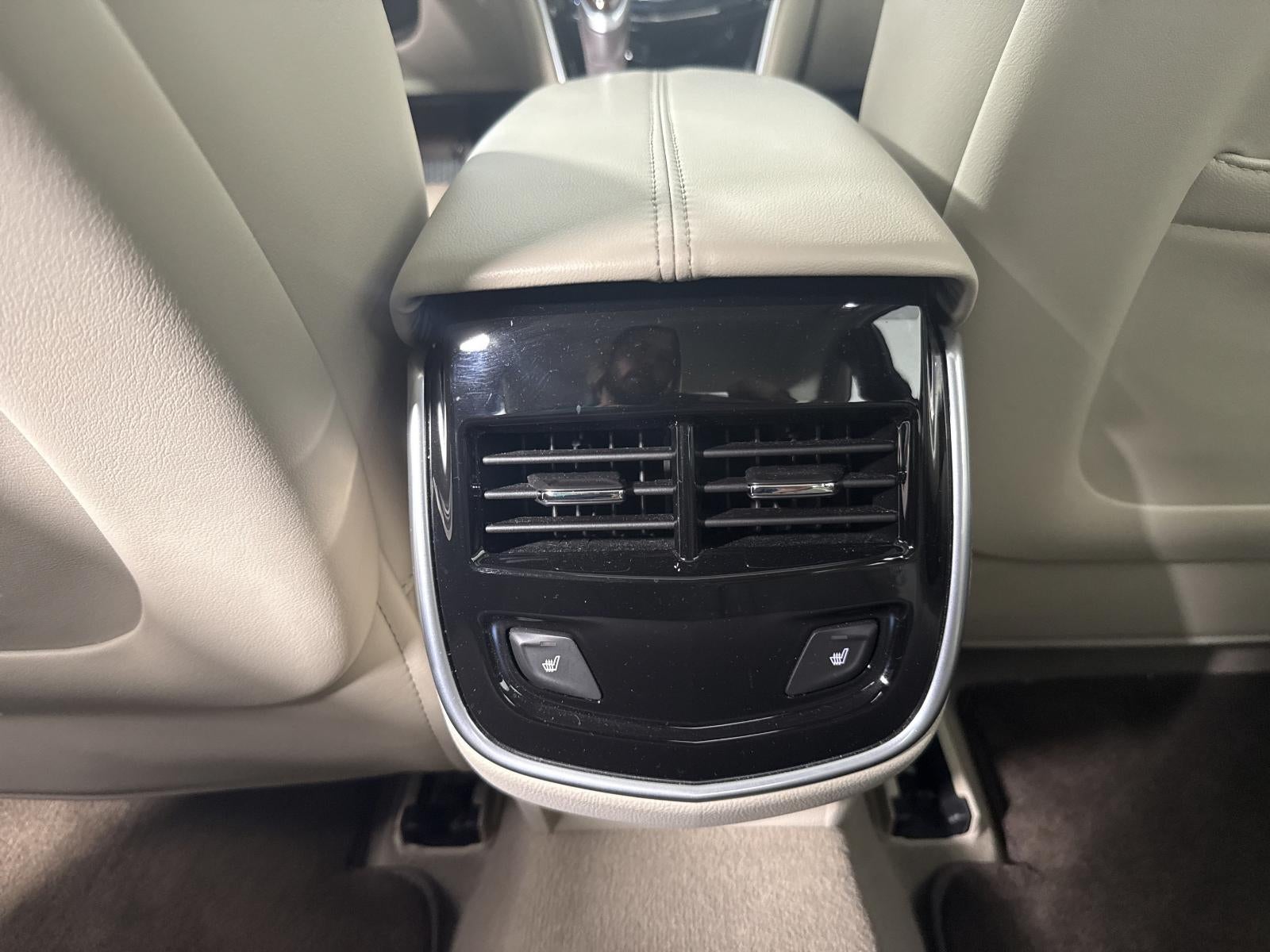 2016 Cadillac XTS Luxury Collection